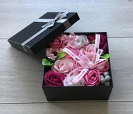 Flower Box Voňavé mydlo Kytica ružových ruží Flower Box Voňavé mydlo Kytica ružových ruží