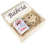 SKVELÝ DARČEK PRE BABIČKU UTERÁK + KRABIČKA NA HRNKY SKVELÝ DARČEK PRE BABIČKU UTERÁK + KRABIČKA NA HRNKY