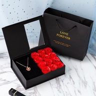 Kvetinová krabička s červenými ružami pre dievča na Valentína