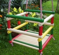 Farebná drevená hojdačka Galdrew pre deti