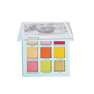 Revolution x Friends Eyeshadow PALETTE - Matné a trblietavé odtiene - Darček Revolution x Friends Eyeshadow PALETTE - Matné a trblietavé odtiene - Darček