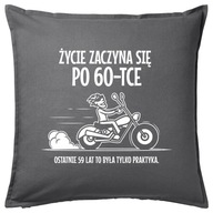 ŽIVOT ZAČÍNA PO 60 Vankúš 50x50 darček ŽIVOT ZAČÍNA PO 60 Vankúš 50x50 darček