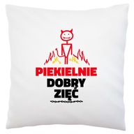 Pekelne dobrý zať Biely vankúš Pekelne dobrý zať Biely vankúš