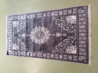 Sivý vzorovaný koberec 80 x 150 cm