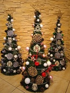 KUŽEL, vianočný stromček, ZDOBENÝ ozdobami, 60 cm, OBLEČENÝ