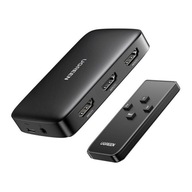 UGREEN CM332 3v1 HDMI 1.4 4K 30 Hz prepínač (čierny) UGREEN CM332 3v1 HDMI 1.4 4K 30 Hz prepínač (čierny)
