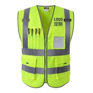 4 vrecká triedy 2 na dobre viditeľný zips 4 vrecká triedy 2 na dobre viditeľný zips