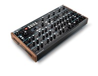 NOVATION PEAK polyfonický syntetizátor MODUL | w24h