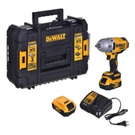 Rázový uťahovák 1/2'' 18V 2x5,0Ah DCF900P2T-QW