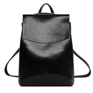 Dámsky ruksak čiernej elegantnej klasickej eko kože