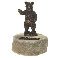 Figúrka Zakopanského medveďa na kameni