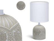 Nočná lampa na stole v spálni a obývačke Nočná lampa na stole v spálni a obývačke