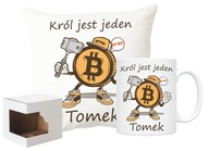 SÚPRAVA VANKÚŠA + HRNÍKA BITCOINOVÉ KRYPTOMENY JE JEDEN KRÁĽ + MENO SÚPRAVA VANKÚŠA + HRNÍKA BITCOINOVÉ KRYPTOMENY JE JEDEN KRÁĽ + MENO