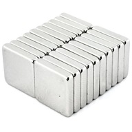 NEODYMOVÝ MAGNET 10x10x2 N38 - 20 KS NEODYMOVÝ MAGNET 10x10x2 N38 - 20 KS
