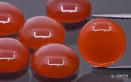 Svetlý karneolový kabošon, okrúhly, priemer 10 mm Svetlý karneolový kabošon, okrúhly, priemer 10 mm