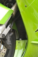 KRYT NA RADIÁTOR KAWASAKI ZX12-R 02-06 TITANIUM KRYT NA RADIÁTOR KAWASAKI ZX12-R 02-06 TITANIUM