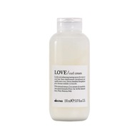 Davines Essential Haircare LOVE CURL sérum zvýrazňujúce natočenie vlasov 150ml Davines Essential Haircare LOVE CURL sérum zvýrazňujúce natočenie vlasov 150ml