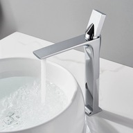 DOLNÁ BATÉRIA KÚPEĽŇOVÁ KÚPEĽŇOVÁ BATERIE CHROM DOLNÁ BATÉRIA KÚPEĽŇOVÁ KÚPEĽŇOVÁ BATERIE CHROM