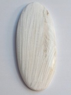 FUSIMA Scolecit biely kabošon ~5,5x2,4 cm č.24 FUSIMA Scolecit biely kabošon ~5,5x2,4 cm č.24