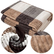 Deka 200x220 Dekoratívna prikrývka na posteľ s reliéfnym vzorom Zoraida Stripes z mikrovlákna