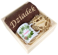 SKVELÝ DARČEK PRE DEDKA UTERÁK + KRABIČKA NA HRNKY SKVELÝ DARČEK PRE DEDKA UTERÁK + KRABIČKA NA HRNKY