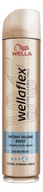 Wella lak na vlasy s okamžitým objemom 4 250 ml Wella lak na vlasy s okamžitým objemom 4 250 ml