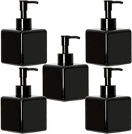 5 štvorcových plastových tanierov (250 ml) 5 štvorcových plastových tanierov (250 ml)