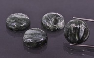 Okrúhly kabošon serafinit, priemer 18 mm Okrúhly kabošon serafinit, priemer 18 mm