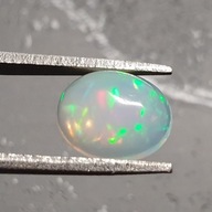 FUSIMA Opál z Etiópie Cabochon ~9,75x7,89 mm č. 48 FUSIMA Opál z Etiópie Cabochon ~9,75x7,89 mm č. 48