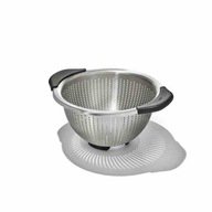 OXO-oceľový cedník 2,8l. GoodGrips OXO-oceľový cedník 2,8l. GoodGrips