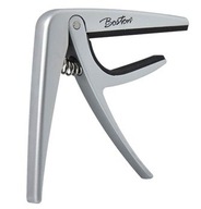 Boston BC-87-TI strieborné mandolové ukulele capo