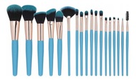 Mimo sada 18 modrých štetcov na make-up