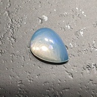 FUSIMA Opál z Etiópie kabošon 9,98 x 7,13 mm č. 108 FUSIMA Opál z Etiópie kabošon 9,98 x 7,13 mm č. 108