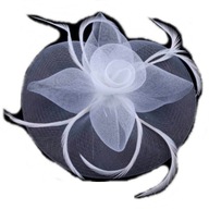 KRÉMOVO BIELA SVADOBNÁ TOCZEK č.2 FASCINATOR 248 KRÉMOVO BIELA SVADOBNÁ TOCZEK č.2 FASCINATOR 248