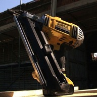 DeWalt 18V 0*AH BATÉRIA NASTRIEHOVAČKA