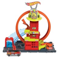 Hot Wheels City Super hasičská stanica s vianočným darčekom Loop HKX41