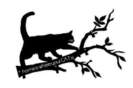 Kovový nástenný vešiak Mačka NA KONÁRI, 4 farby