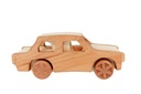 Drevené auto TRABANT s dreveným modelom auta